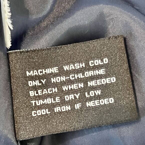 Colebrook Essentials Puffer Vest Sz Small Black w Beige Dots Lined Zip Pockets - Picture 9 of 9